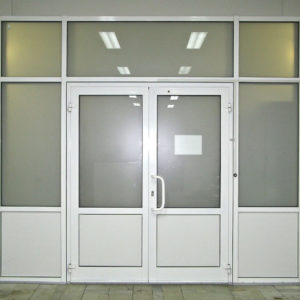 Противопожарная перегородка с тонированным стеклом / серия FRM5353